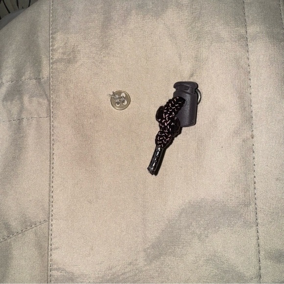 London Fog Men's Medium Regular Beige All Weather Zip Out Liner Mid Trench Coat - Picture 12 of 16